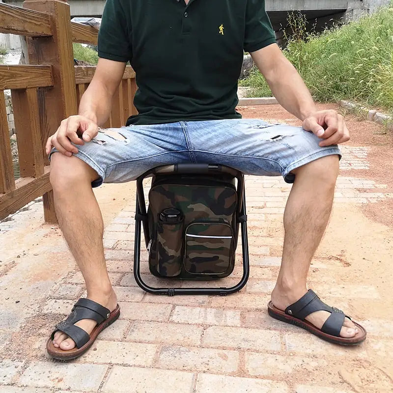 Backpack cooler with wheels