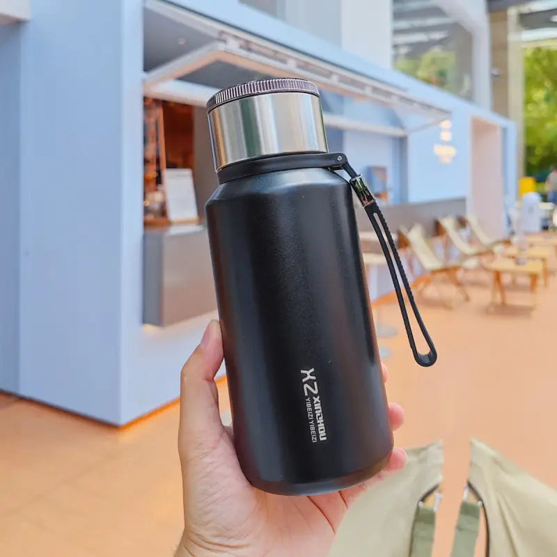 Filtered Coffee Thermos - 600ml / Black