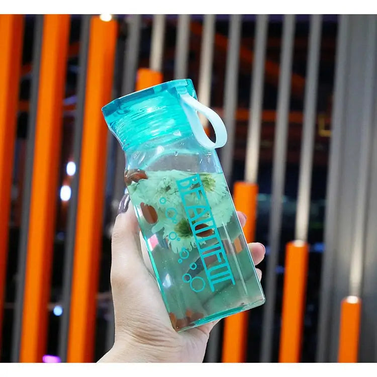 Pretty Glass Water Bottle - Mint