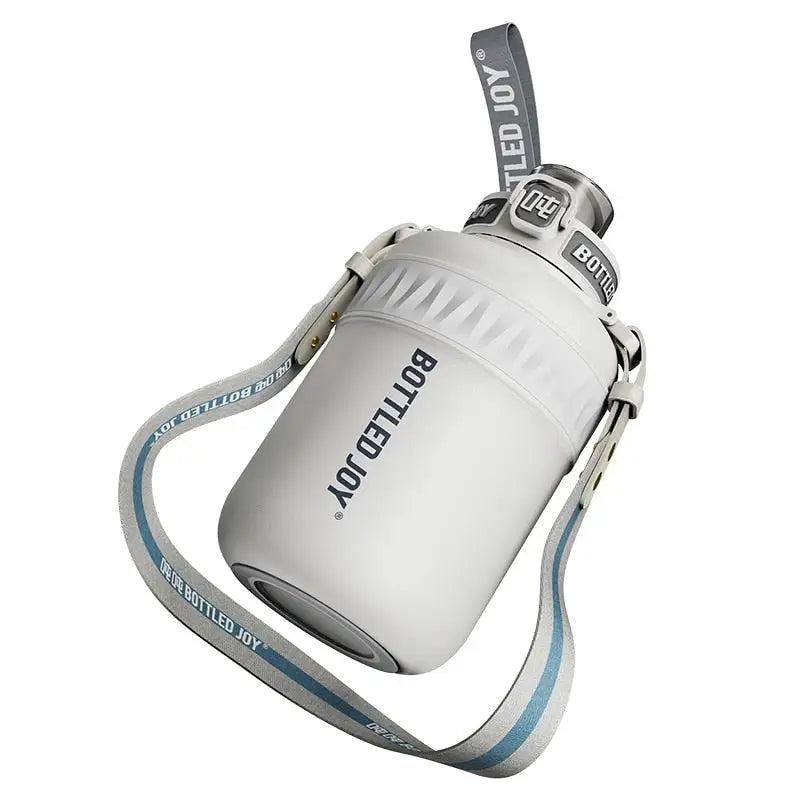 Straw Insulation Sports Water Bottle - 1.5L / White